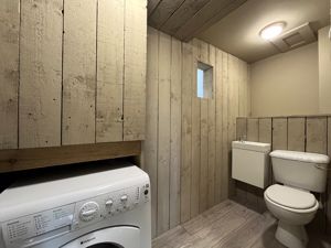 Photo 13- click for photo gallery